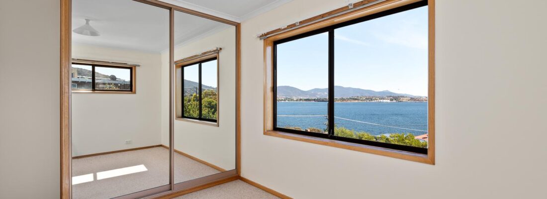 Kelly Fall & Jo Brownless Kelly Fall, Jo Brownless Fall Real Estate Kelly Fall & Jo Brownless