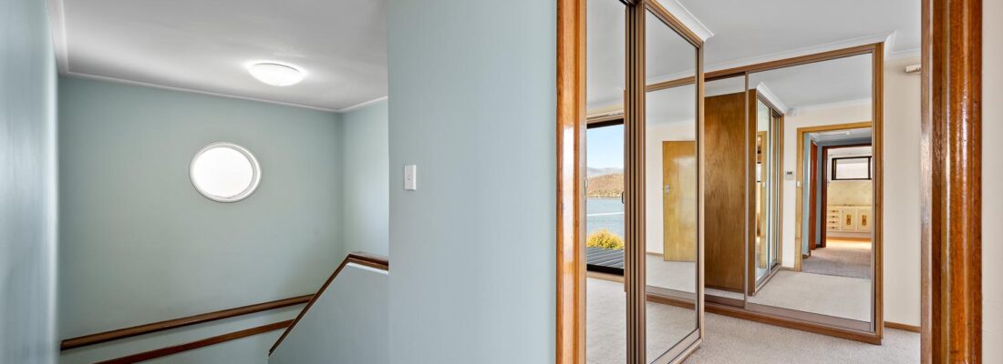 Kelly Fall & Jo Brownless Kelly Fall, Jo Brownless Fall Real Estate Kelly Fall & Jo Brownless