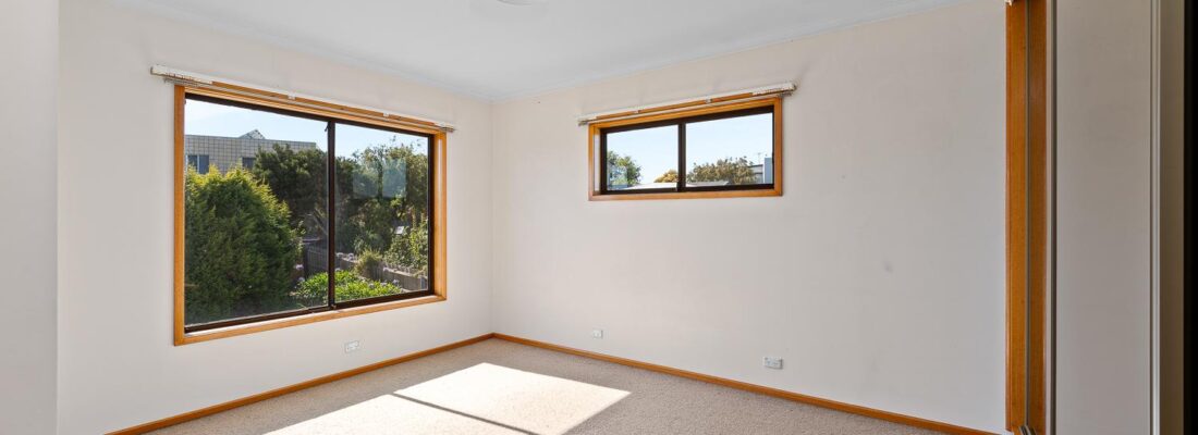 Kelly Fall & Jo Brownless Kelly Fall, Jo Brownless Fall Real Estate Kelly Fall & Jo Brownless