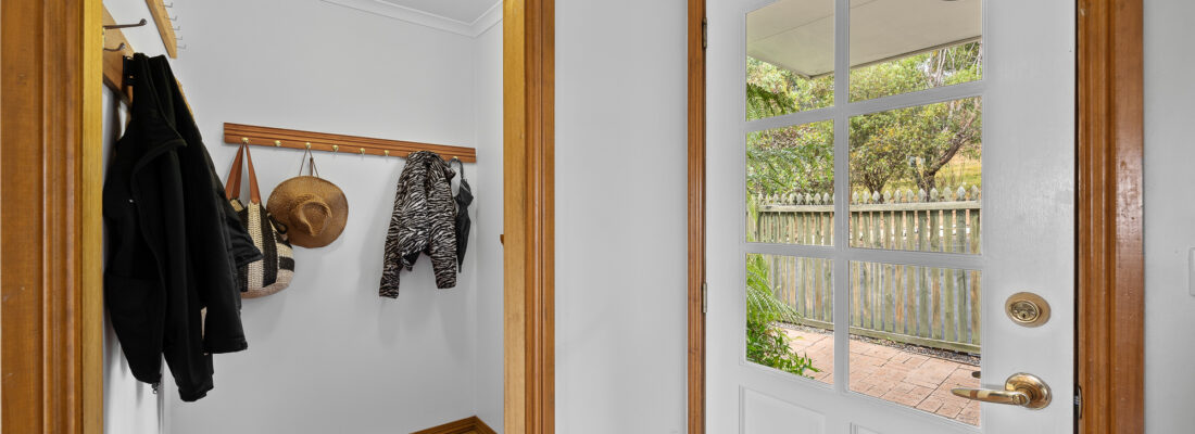 Kelly Fall & Jo Brownless Kelly Fall, Jo Brownless Fall Real Estate Kelly Fall & Jo Brownless