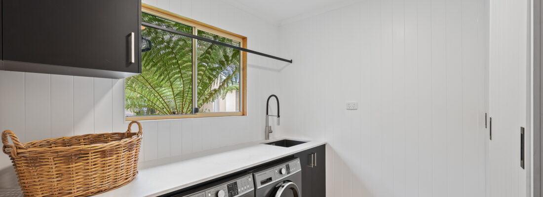 Kelly Fall & Jo Brownless Kelly Fall, Jo Brownless Fall Real Estate Kelly Fall & Jo Brownless