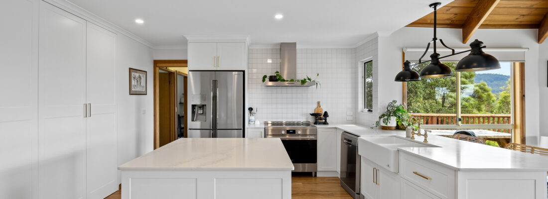 Kelly Fall & Jo Brownless Kelly Fall, Jo Brownless Fall Real Estate Kelly Fall & Jo Brownless