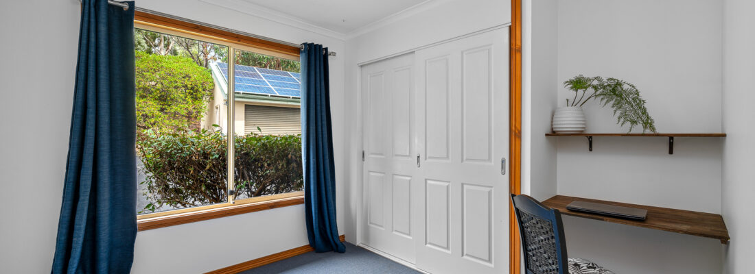 Kelly Fall & Jo Brownless Kelly Fall, Jo Brownless Fall Real Estate Kelly Fall & Jo Brownless