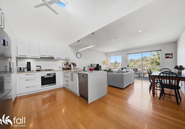 16 Lower Jordan Hill Road, WEST HOBART TAS 7000 Rentals Hobart Fall Real Estate 16 Lower Jordan Hill Road, WEST HOBART TAS 7000