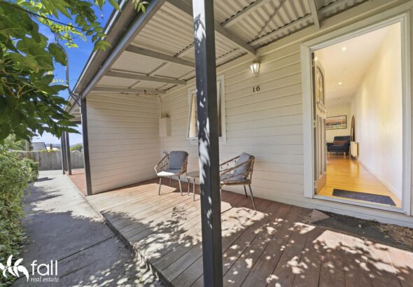 16 Lower Jordan Hill Road, WEST HOBART TAS 7000 Sara Hearn Fall Real Estate 16 Lower Jordan Hill Road, WEST HOBART TAS 7000
