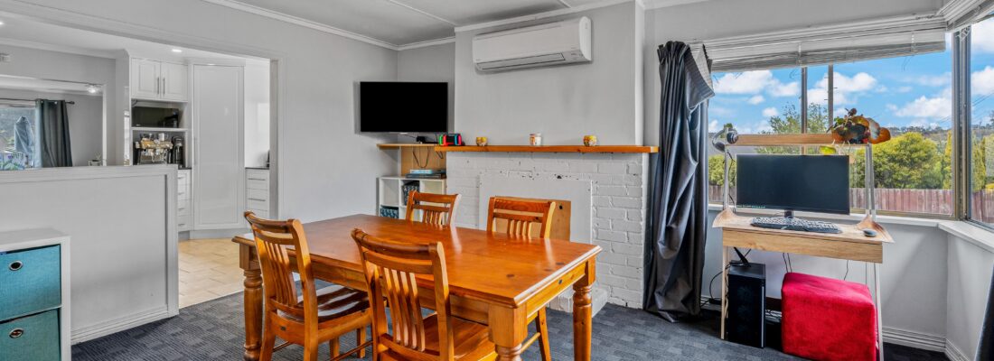 Naomi van Schie Naomi van Schie Fall Real Estate Naomi van Schie