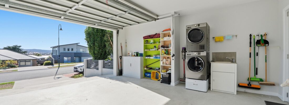 Suzanne Eaton suzanne eaton Fall Real Estate Suzanne Eaton