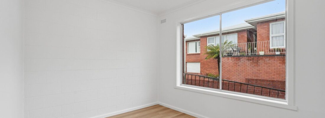 Kelly Fall & Jo Brownless Kelly Fall, Jo Brownless Fall Real Estate Kelly Fall & Jo Brownless