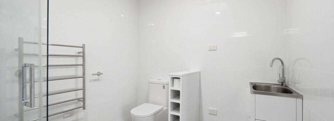 Kelly Fall & Jo Brownless Kelly Fall, Jo Brownless Fall Real Estate Kelly Fall & Jo Brownless