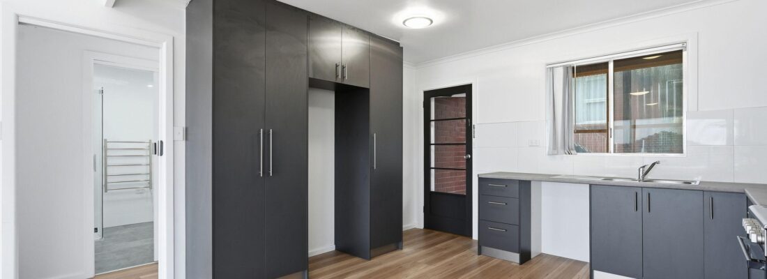 Kelly Fall & Jo Brownless Kelly Fall, Jo Brownless Fall Real Estate Kelly Fall & Jo Brownless