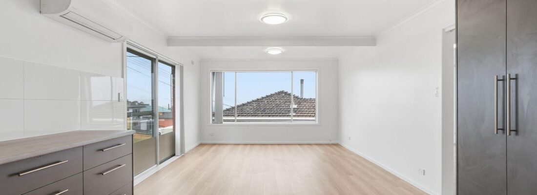 Kelly Fall & Jo Brownless Kelly Fall, Jo Brownless Fall Real Estate Kelly Fall & Jo Brownless