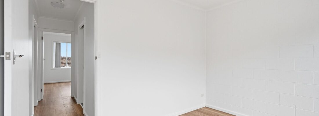 Kelly Fall & Jo Brownless Kelly Fall, Jo Brownless Fall Real Estate Kelly Fall & Jo Brownless