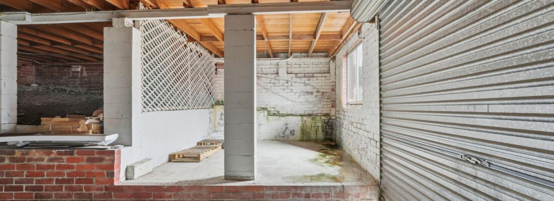 Kelly Fall & Jo Brownless Kelly Fall, Jo Brownless Fall Real Estate Kelly Fall & Jo Brownless