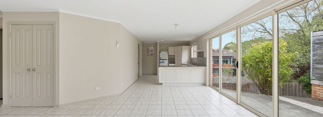 Kelly Fall & Jo Brownless Kelly Fall, Jo Brownless Fall Real Estate Kelly Fall & Jo Brownless