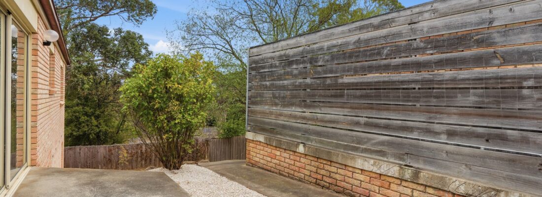 Kelly Fall & Jo Brownless Kelly Fall, Jo Brownless Fall Real Estate Kelly Fall & Jo Brownless