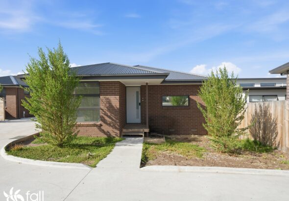 Fall Real Estate 2/6 Highgrove Road, ROKEBY TAS 7019