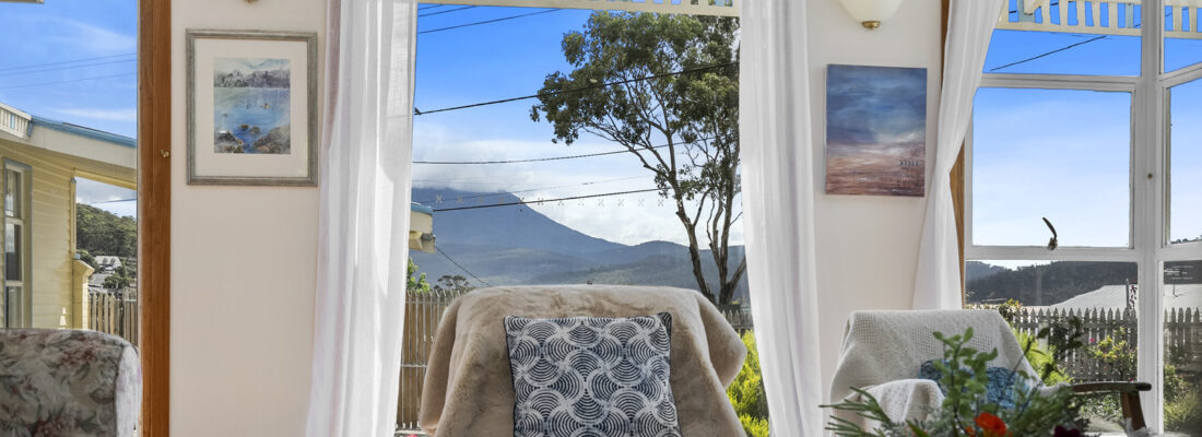 Kim Chandler-Storey Kim Chandler-Storey Fall Real Estate Kim Chandler-Storey