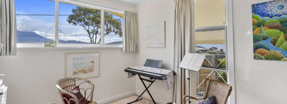 Kim Chandler-Storey Kim Chandler-Storey Fall Real Estate Kim Chandler-Storey