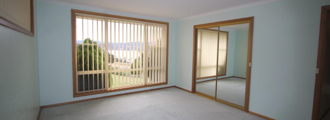 Elyse Lamprill Elyse Lamprill Fall Real Estate Elyse Lamprill