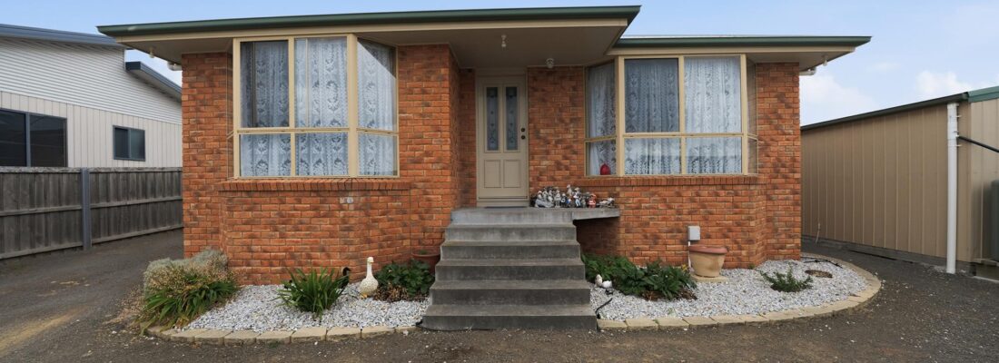 Deb Lawler Deb Lawler Fall Real Estate Deb Lawler