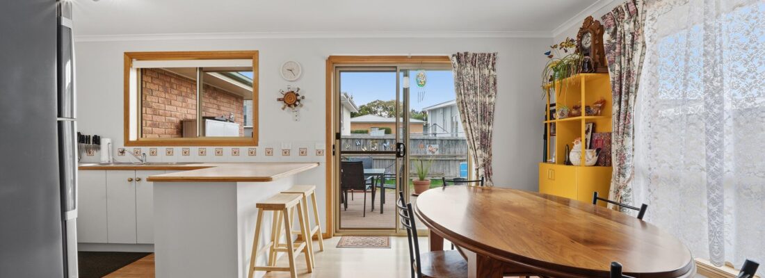 Deb Lawler Deb Lawler Fall Real Estate Deb Lawler