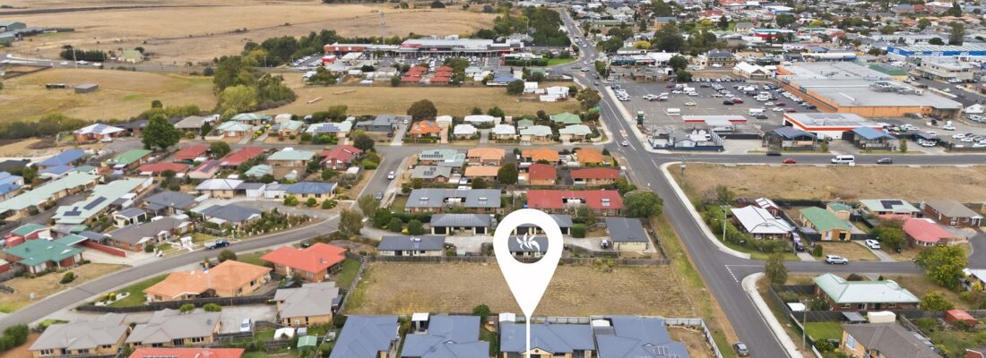 Deb Lawler Deb Lawler Fall Real Estate Deb Lawler