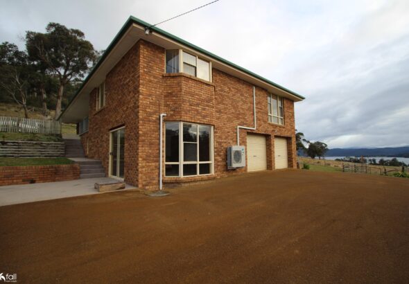 Fall Real Estate 44 Rocky Bay Road, DEEP BAY TAS 7112