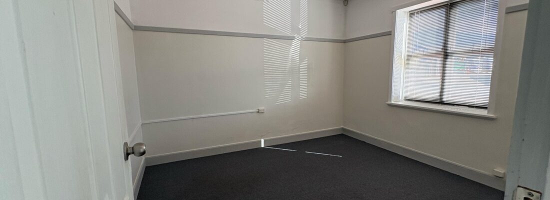 Elyse Lamprill Elyse Lamprill Fall Real Estate Elyse Lamprill