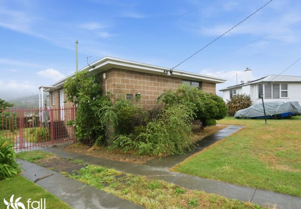 Fall Real Estate 24 Flinders Street, MORNINGTON TAS 7018