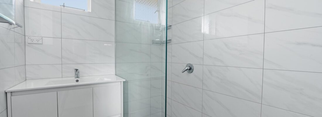 Fall Real Estate Naomi van Schie