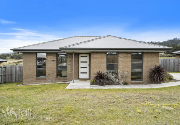 Fall Real Estate 11 Breedon Way, CLARENDON VALE TAS 7019