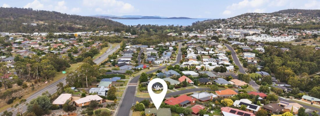 Sam Scarlett Sam Scarlett Fall Real Estate Sam Scarlett