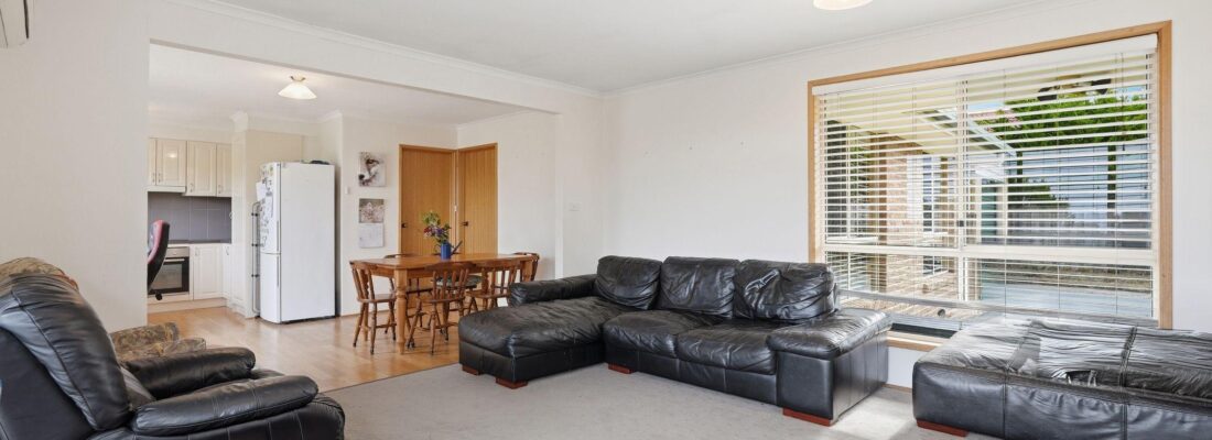 Sam Scarlett Sam Scarlett Fall Real Estate Sam Scarlett