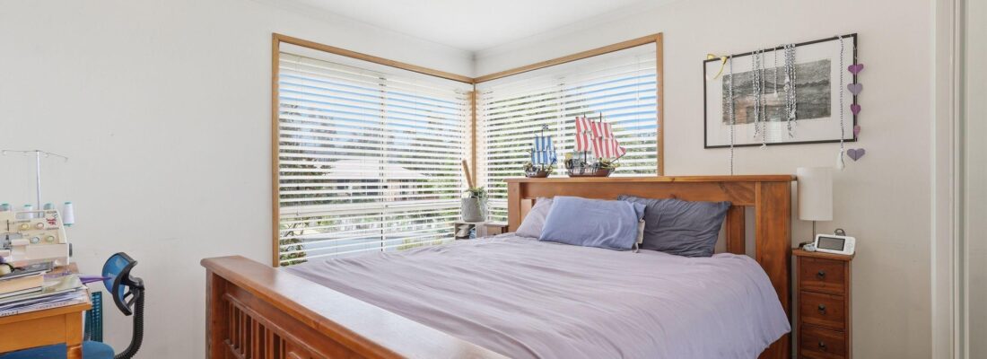 Sam Scarlett Sam Scarlett Fall Real Estate Sam Scarlett