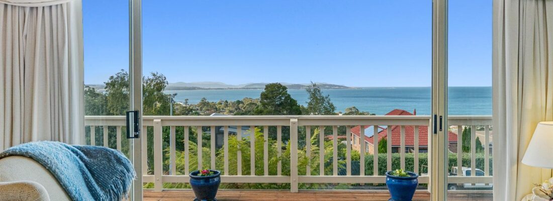 Kim Chandler-Storey Kim Chandler-Storey Fall Real Estate Kim Chandler-Storey