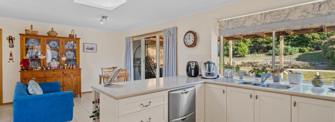 Kim Chandler-Storey Kim Chandler-Storey Fall Real Estate Kim Chandler-Storey