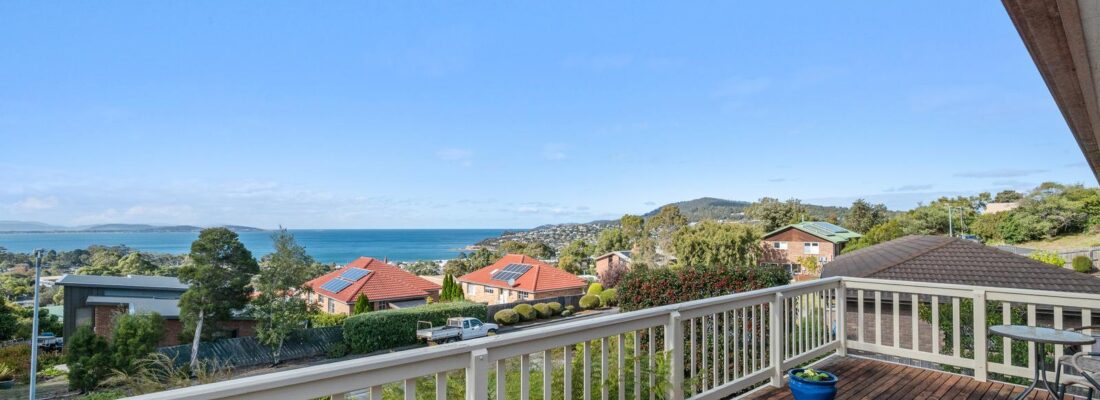 Kim Chandler-Storey Kim Chandler-Storey Fall Real Estate Kim Chandler-Storey