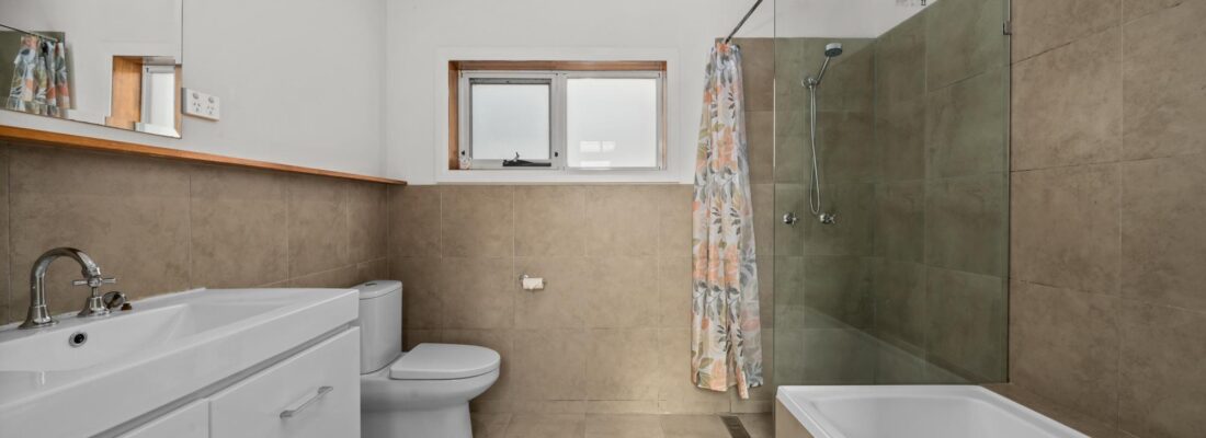 Daniela Lee-Archer Daniela Lee-Archer Fall Real Estate Daniela Lee-Archer