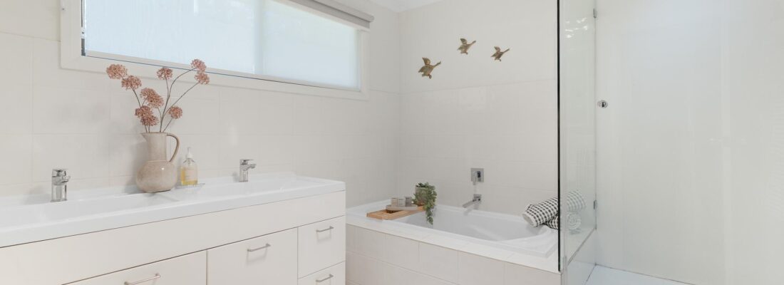 Jude Viney jude viney, bruny island property agent Fall Real Estate Jude Viney