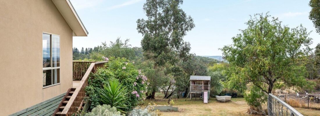 Kelly Fall & Jo Brownless Kelly Fall, Jo Brownless Fall Real Estate Kelly Fall & Jo Brownless