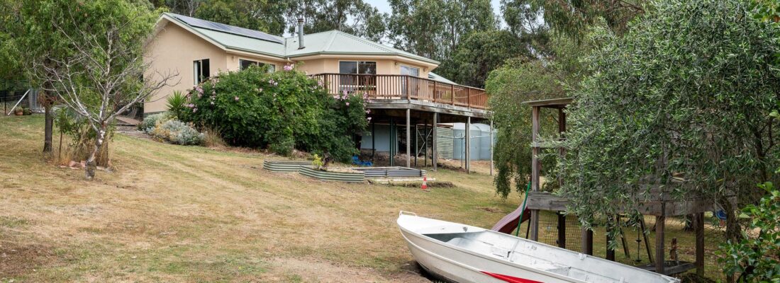 Kelly Fall & Jo Brownless Kelly Fall, Jo Brownless Fall Real Estate Kelly Fall & Jo Brownless