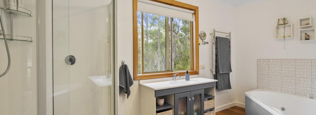 Kim Chandler-Storey Kim Chandler-Storey Fall Real Estate Kim Chandler-Storey