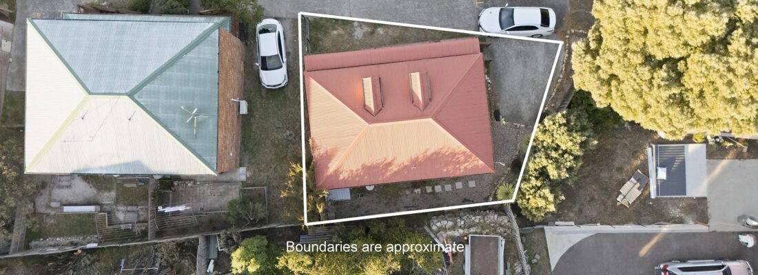 Fall Real Estate Naomi van Schie