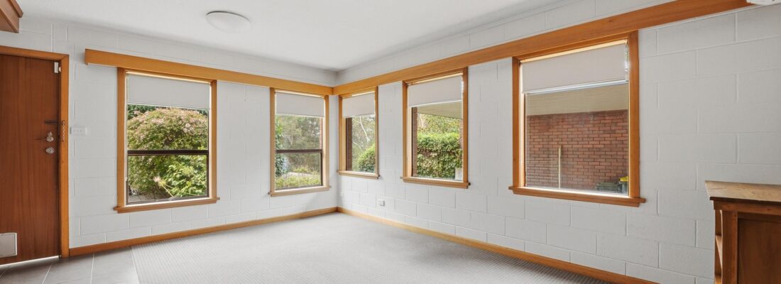 Naomi van Schie Naomi van Schie Fall Real Estate Naomi van Schie