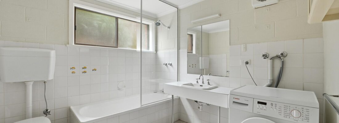 Fall Real Estate Naomi van Schie