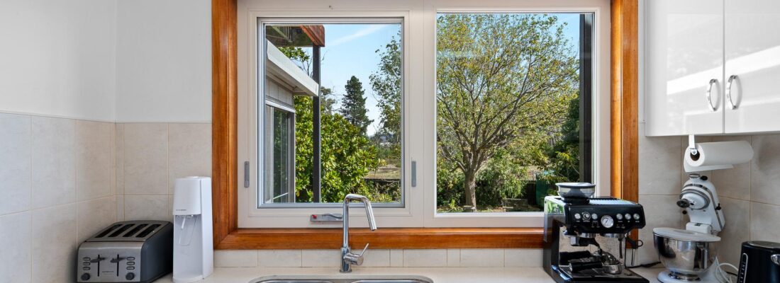 Kelly Fall & Jo Brownless Kelly Fall, Jo Brownless Fall Real Estate Kelly Fall & Jo Brownless