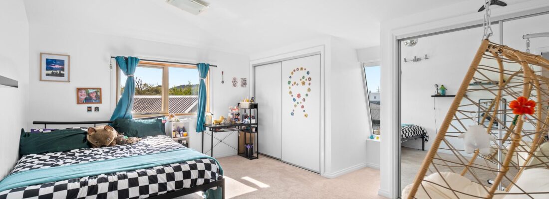 Kelly Fall & Jo Brownless Kelly Fall, Jo Brownless Fall Real Estate Kelly Fall & Jo Brownless