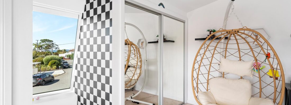 Kelly Fall & Jo Brownless Kelly Fall, Jo Brownless Fall Real Estate Kelly Fall & Jo Brownless