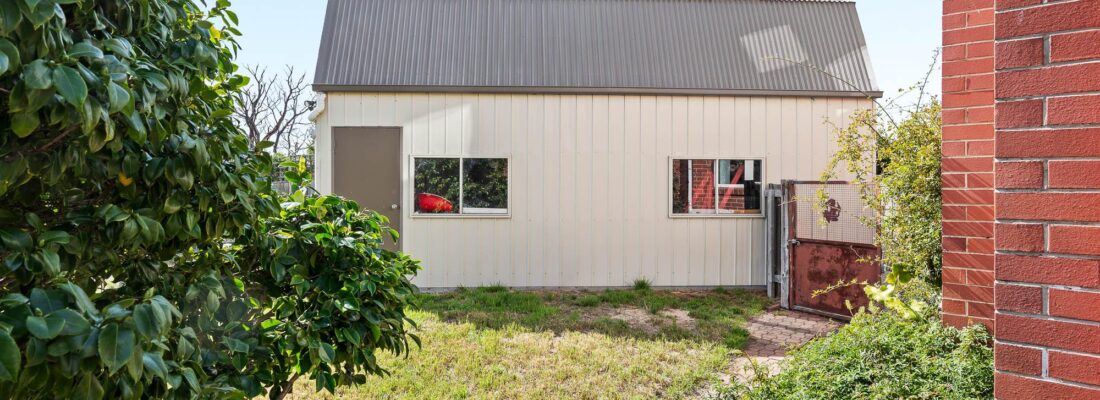 Kelly Fall & Jo Brownless Kelly Fall, Jo Brownless Fall Real Estate Kelly Fall & Jo Brownless