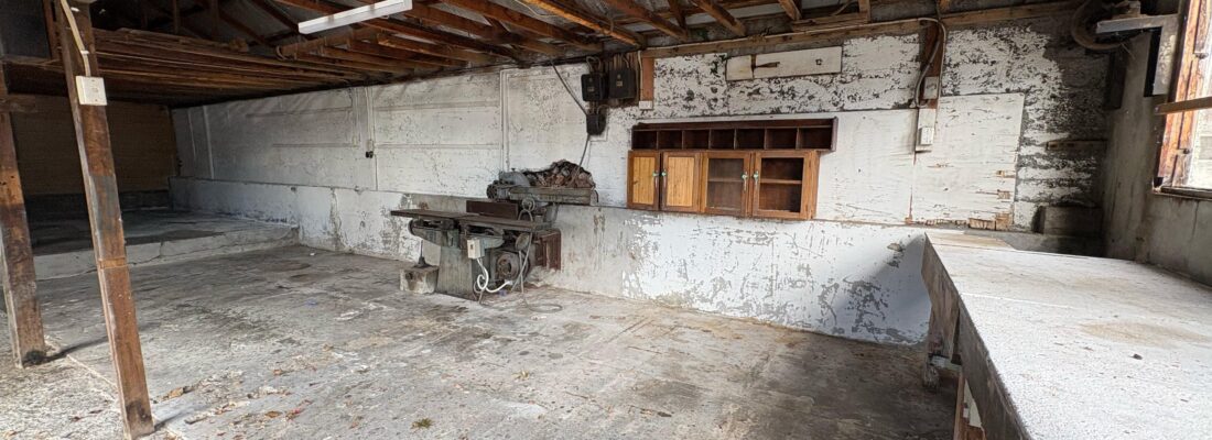 Elyse Lamprill Elyse Lamprill Fall Real Estate Elyse Lamprill